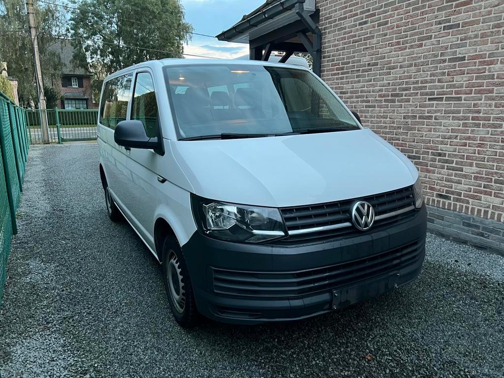 VW minibus T6. 9 plaatser. 181.000km, Auto's, Voorwielaandrijving, Euro 6, 4 cilinders, Wit