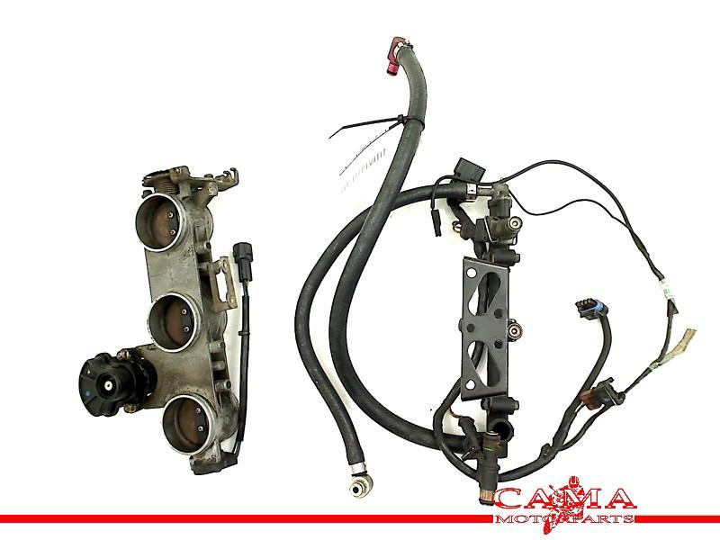 BOITIER PAPILLON Triumph, Motos, Dhr. S. di Majo, Utilisé, Info@cama-motorparts.nl, P.J. Troelstraweg 8 8
3144 CX  MAASSLUIS, NL