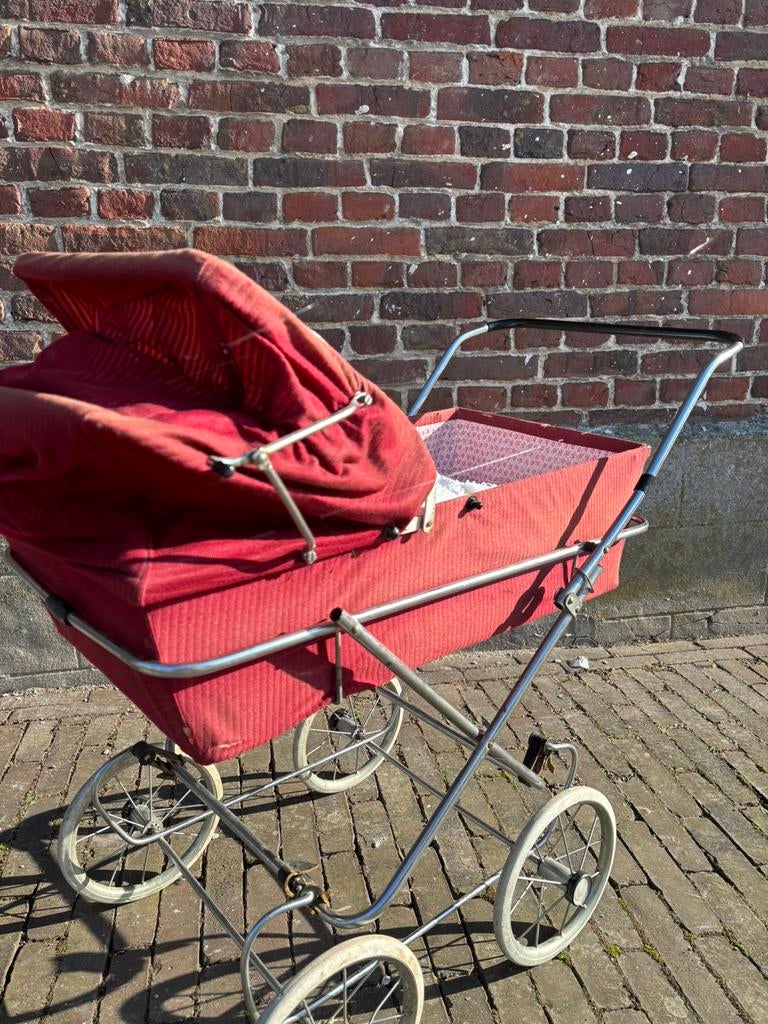 Vintage poppenwagen, Kinderen en Baby's, Kinderwagens en Combinaties, Ophalen, Zo goed als nieuw