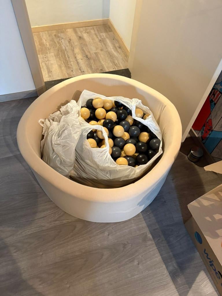 Ballenbad Moje, Kinderen en Baby's, Speelgoed | Babyspeelgoed, Ophalen