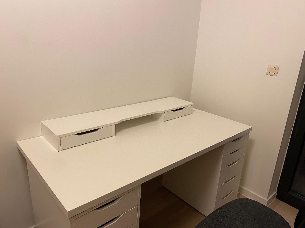 Bureaublad met opzetstuk IKEA (ALEX), Huis en Inrichting, Bureaus, Ophalen, Gebruikt, Bureau