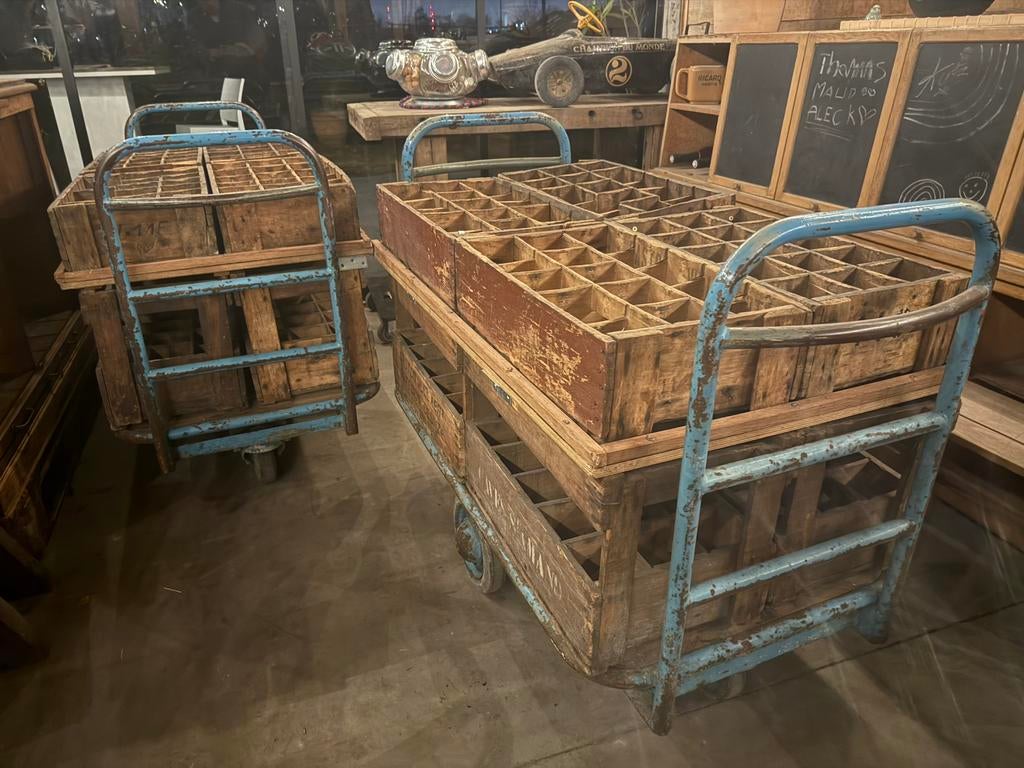 Antieke drankkarren, Ophalen