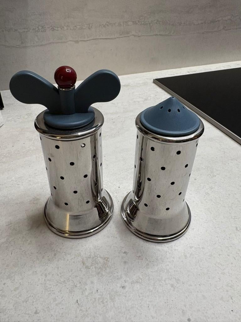 Salière et poivrière Alessi, Enlèvement, Comme neuf, Alessi