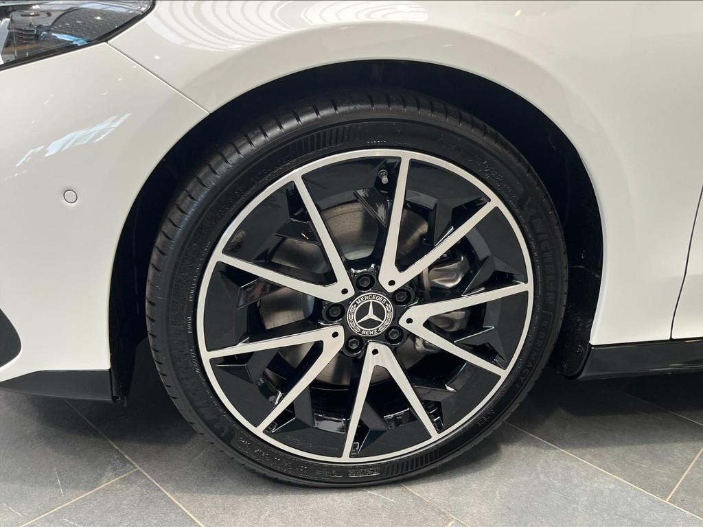 Mercedes-Benz CLA-Klasse CLA 250+ AMG Line (automatique), Autos, CLA, Achat, 4 portes, Entreprise