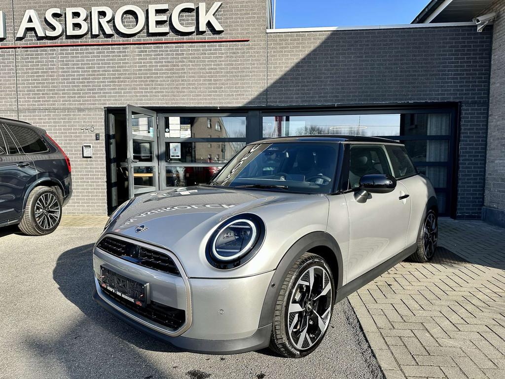 MINI Cooper C 1.5A C Favoured Trim Pack S*Leder*Cam*GPS*18"*, Autos, Mini, Entreprise, Achat, Cooper, ABS, Phares directionnels