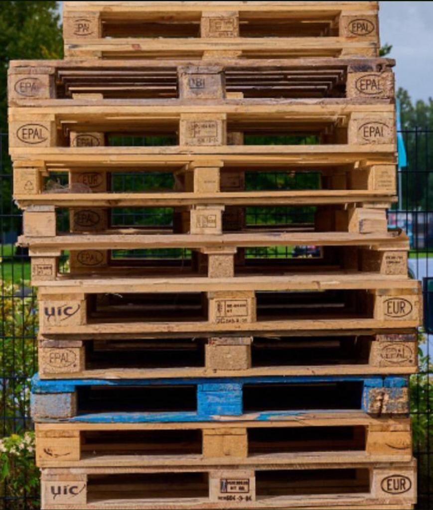 24 Europalletten, Bricolage & Construction, Bois & Planches, Moins de 200 cm, Comme neuf, Épicéa, Palette