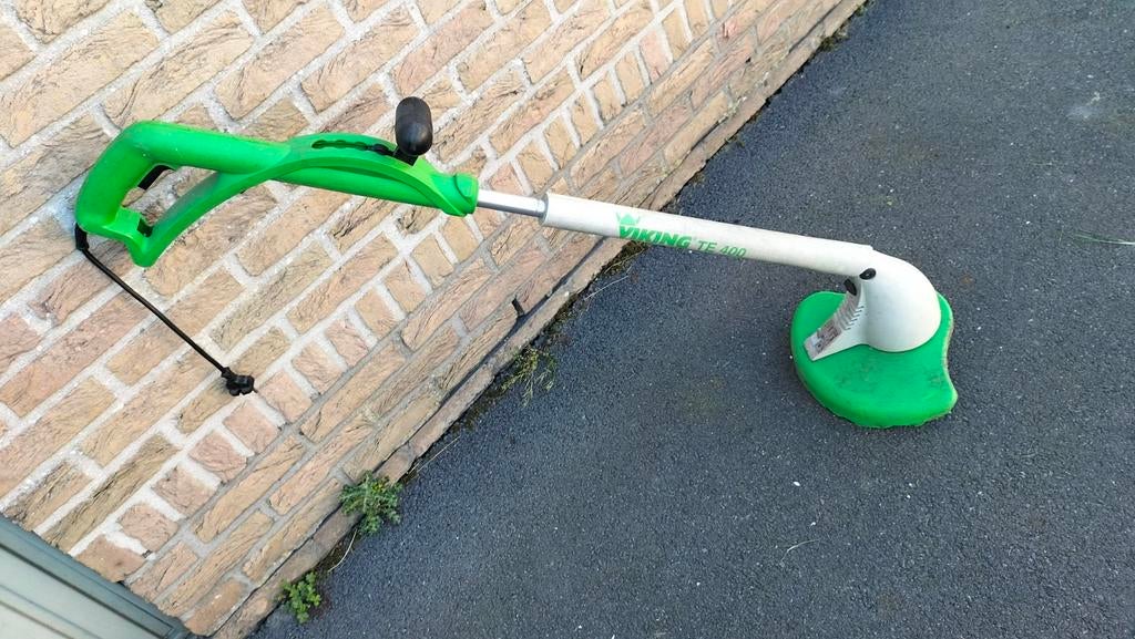 Grastrimmer, Tuin en Terras, Ophalen, Gebruikt, Viking / Stihl