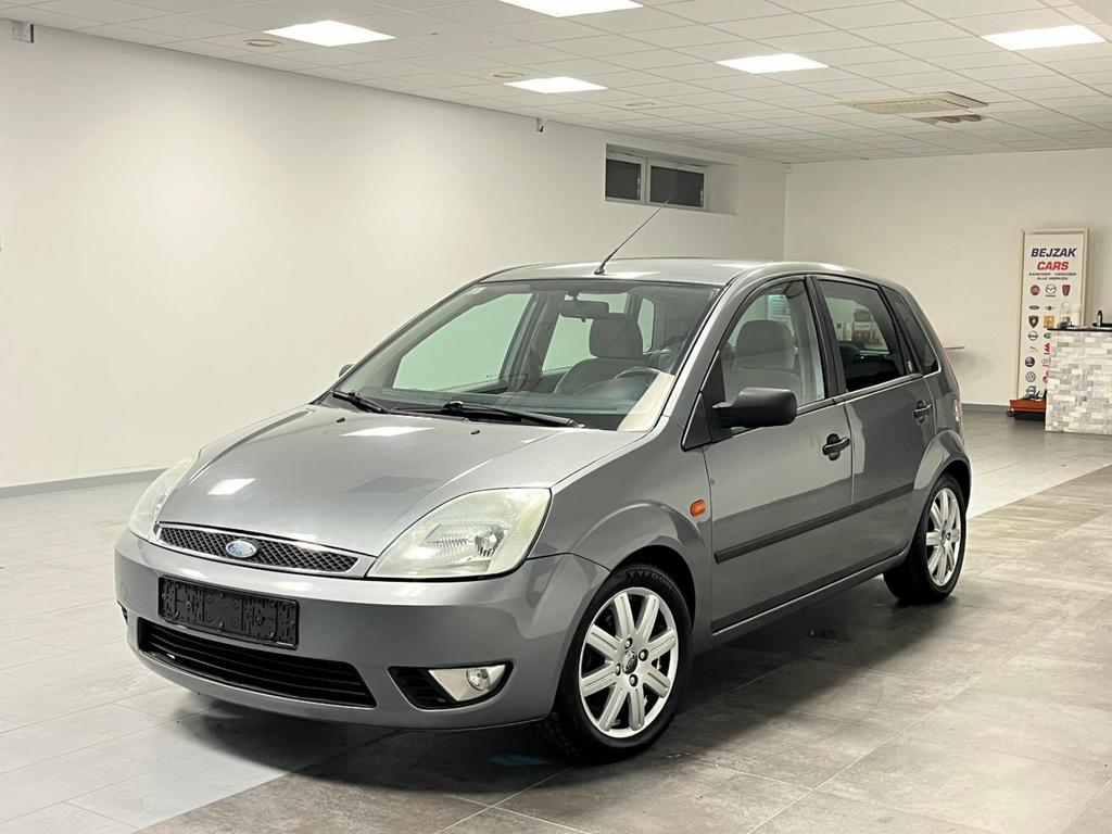 Ford Fiesta Ghia 1.4I Benzine 08/2002 Euro4 59kW, Fiësta, Particulier, Radio, Te koop