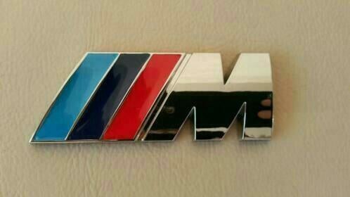 Logo de boîtier Bmw chromé ou noir mat 82 mm x 30 mm, Neuf, Arrière, Enlèvement ou Envoi, Haillon arrière