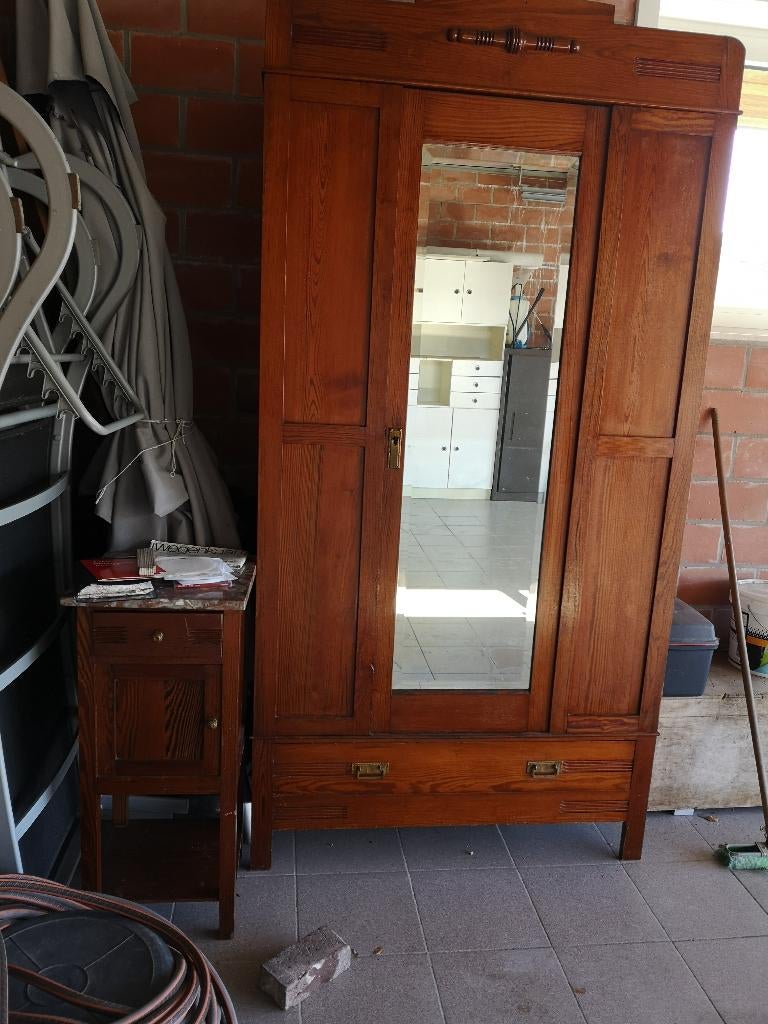 Antieke kleerkast., Antiek en Kunst, Ophalen