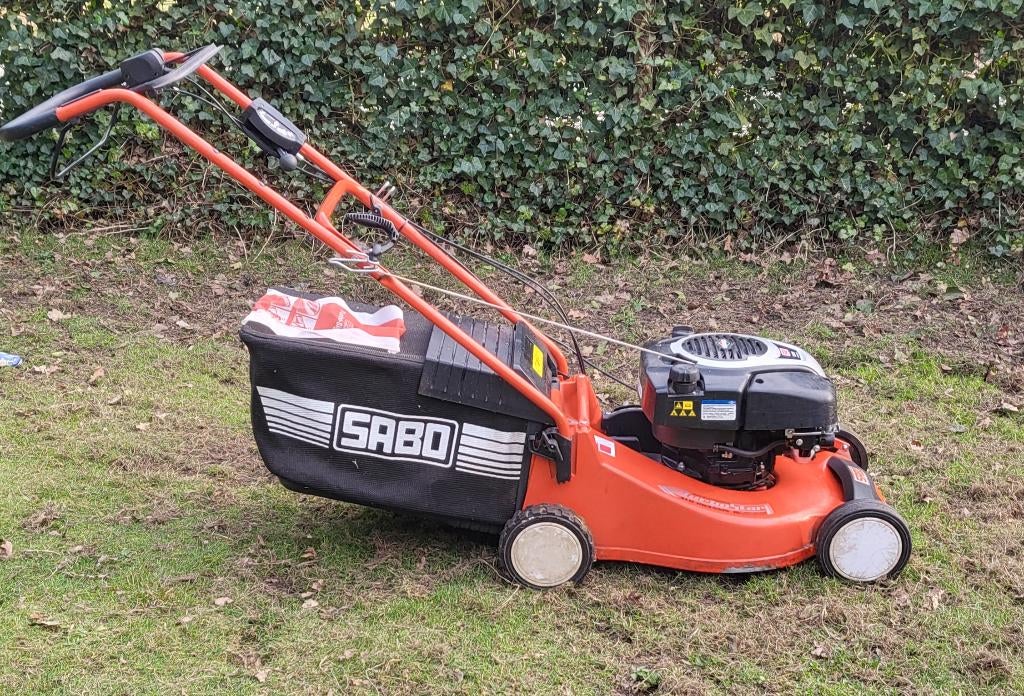 Zelf trekkende benzine Grasmaaier Sabo, Jardin & Terrasse, Enlèvement