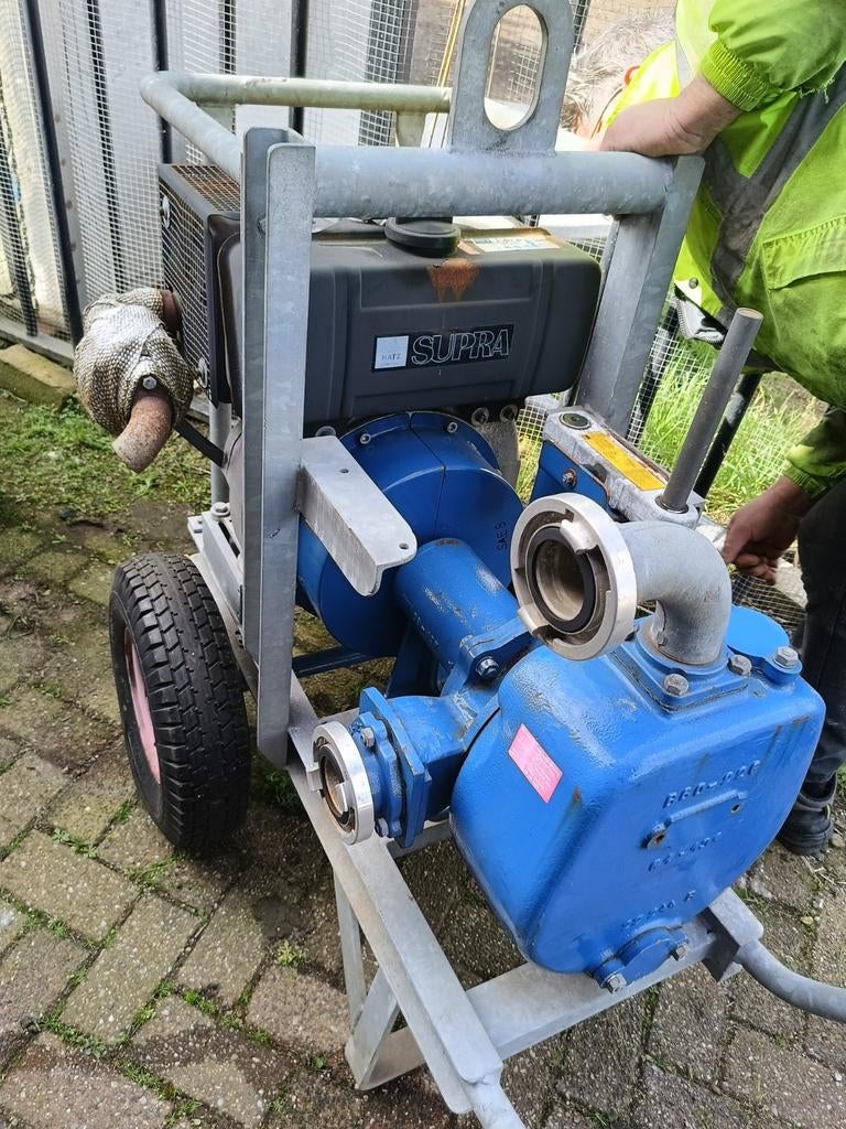 Hatz diesel waterpomp, Ophalen