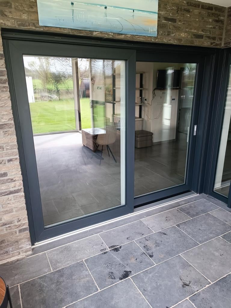 Porte coulissante et porte en PVC Schûco, Enlèvement