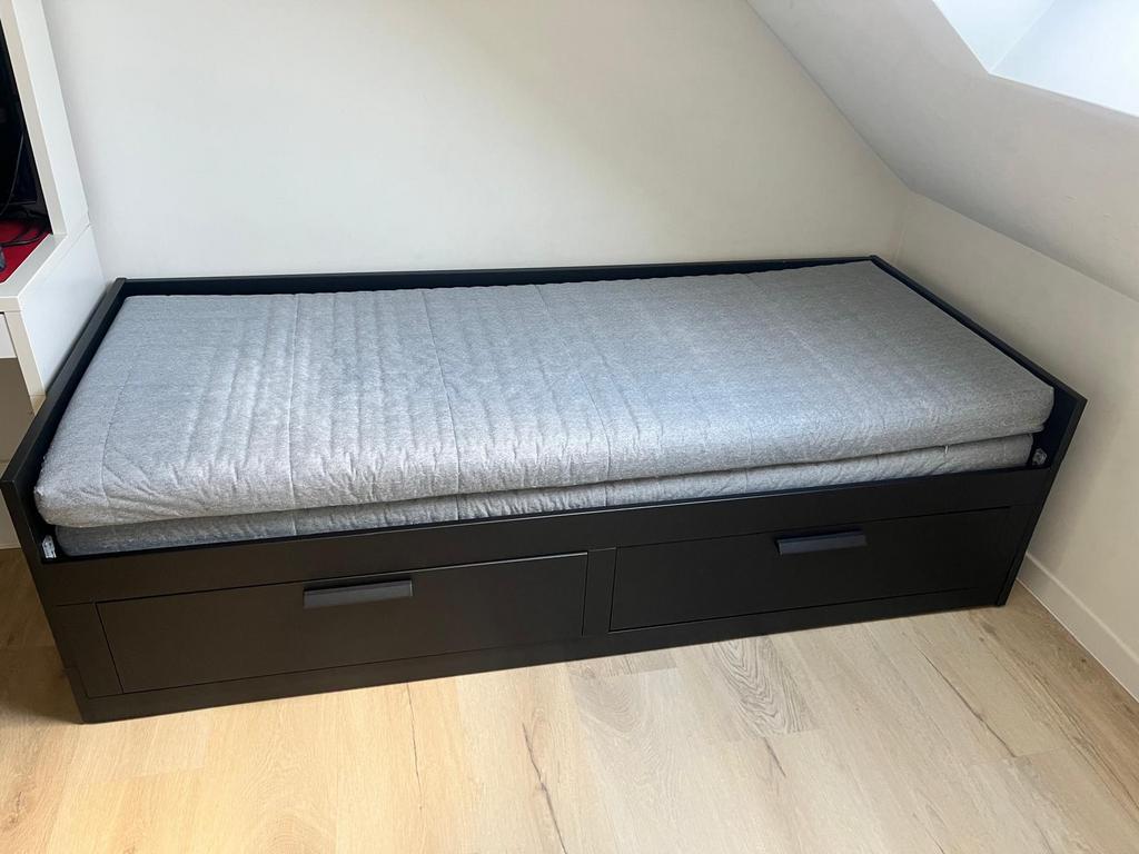 tiener-kinderen bed, Ophalen, Zo goed als nieuw, Zwart