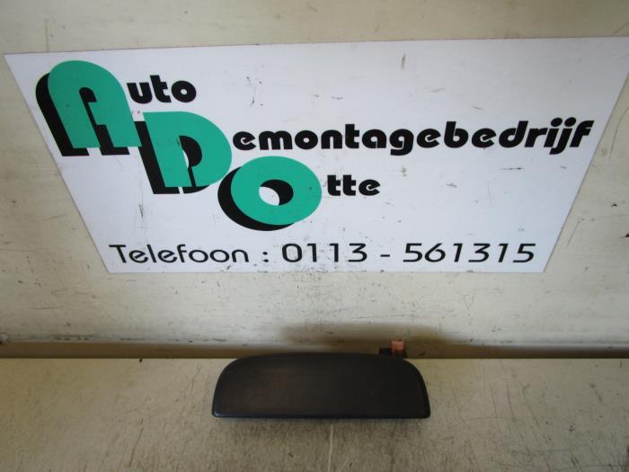 Portiergreep 4Deurs links-voor van een Suzuki Wagon R+ (Wago, Gebruikt, -, -, Ophalen of Verzenden