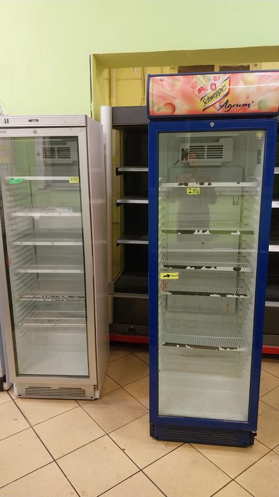 Frigos magasin a vendre, Ophalen, Zo goed als nieuw