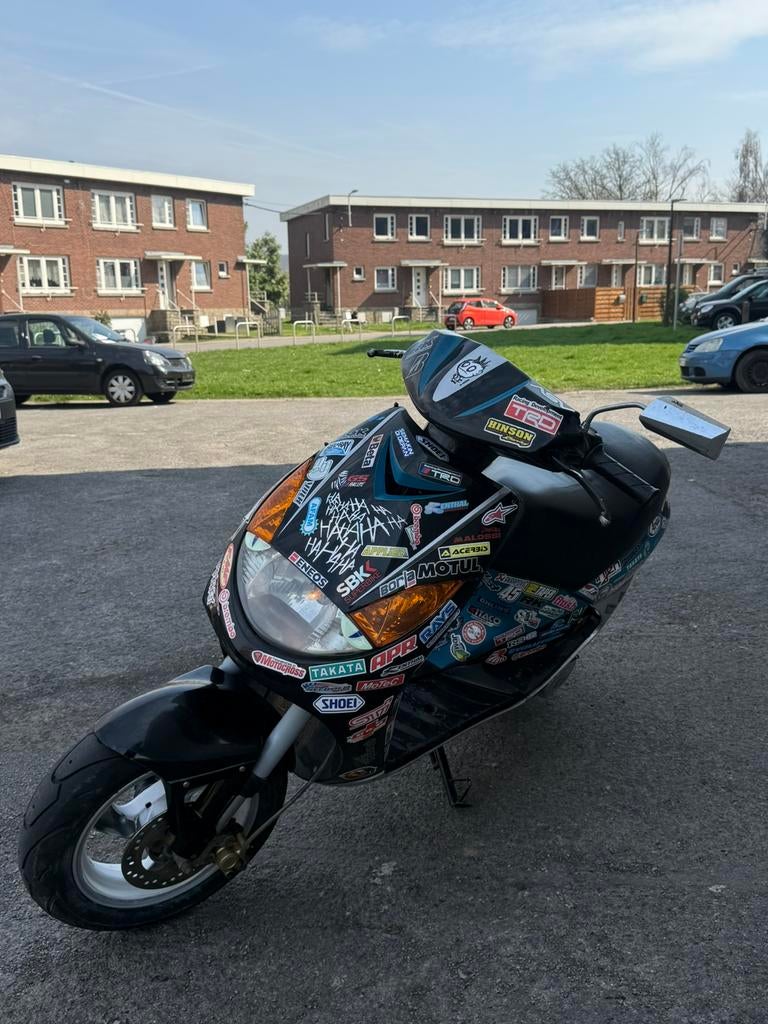 Scooter peugeot vivacity cls a, Vélos & Vélomoteurs, Scooters | Peugeot, Enlèvement ou Envoi