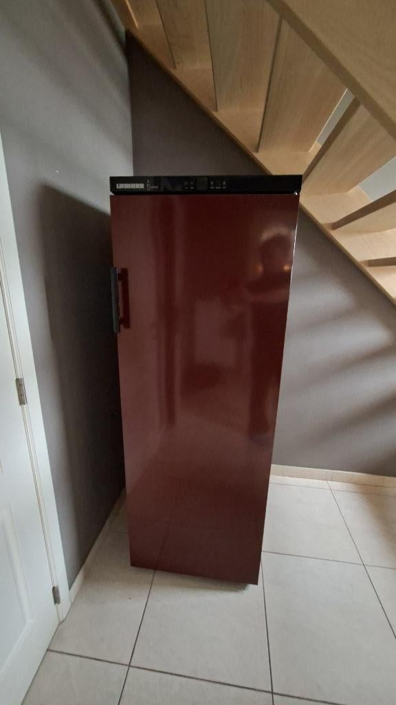 Cave à vins LIEBHERR WKR4211-21 200 bouteilles de 2022, Enlèvement, Comme neuf