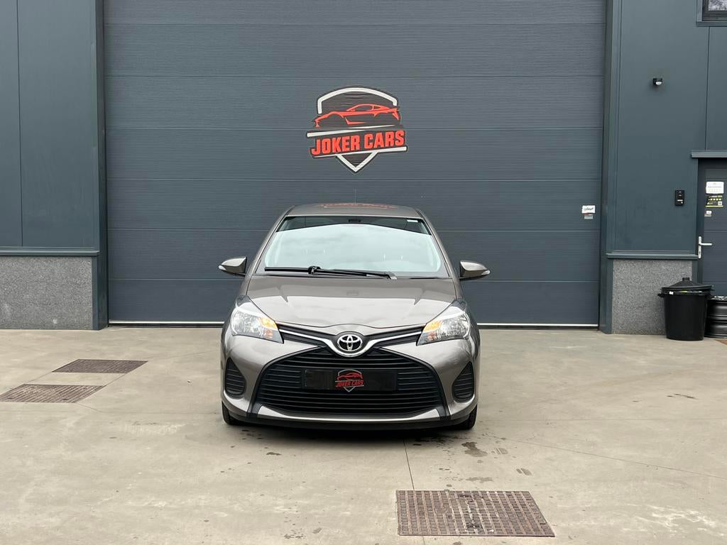 Toyota Yaris 1.33i VVT-i Navigatie Airco EURO6B, Autos, Toyota, Argent ou Gris, Euro 6, Entreprise, Boîte manuelle
