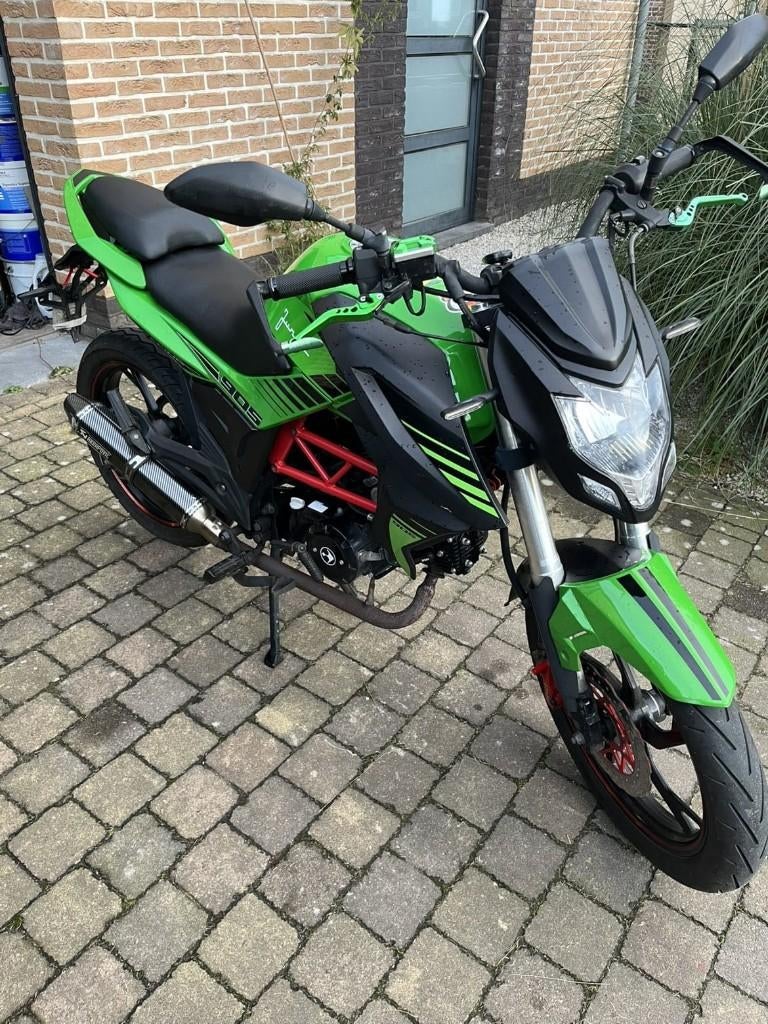 Jurak 905 50cc 4t, Vélos & Vélomoteurs, Cyclomoteurs | Marques Autre, 4 vitesses, Comme neuf, Classe B (45 km/h), Enlèvement