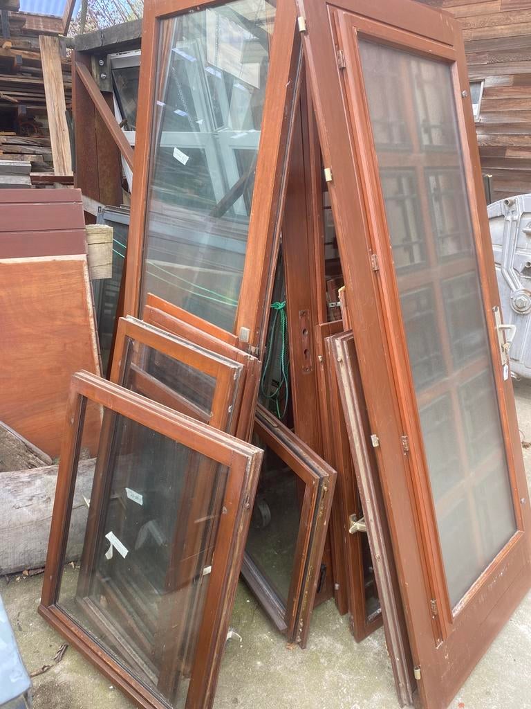 lot de verres et ancien châssis à donner pour serre, Jardin & Terrasse, Enlèvement, Comme neuf, Serre