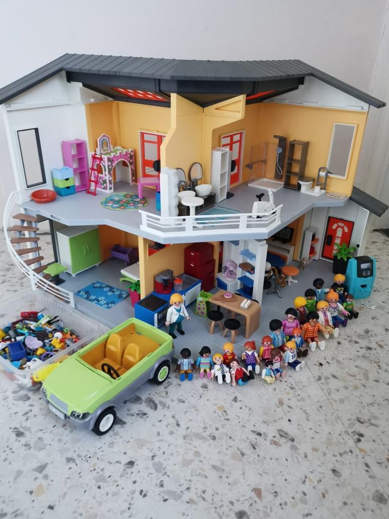 Playmobil modern woonhuis, poppetjes, auto en bankautomaat, Ophalen