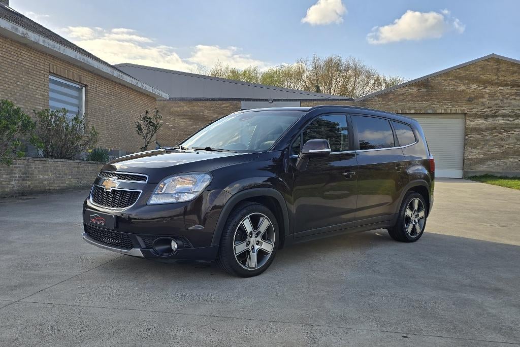 Chevrolet Orlando 1.4i Benz. ** 7 pl. - Camera ** GAR 12M, Auto's, Chevrolet, Voorwielaandrijving, Euro 5, Monovolume, Zwart