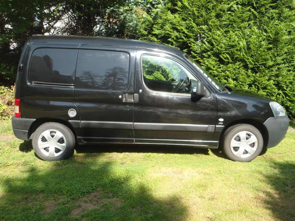 Partenaire Peugeot. suspension spirale est cassée voir photo, Autos, Peugeot, Achat, 4 portes, 2 places, Boîte manuelle