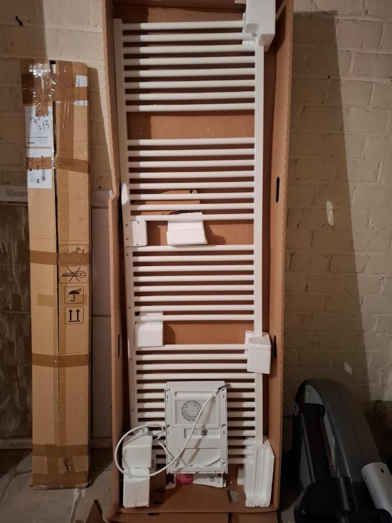 sèche-serviette électrique NEUF pour salle de bain, Moins de 60 cm, Enlèvement, 80 cm ou plus, Radiateur