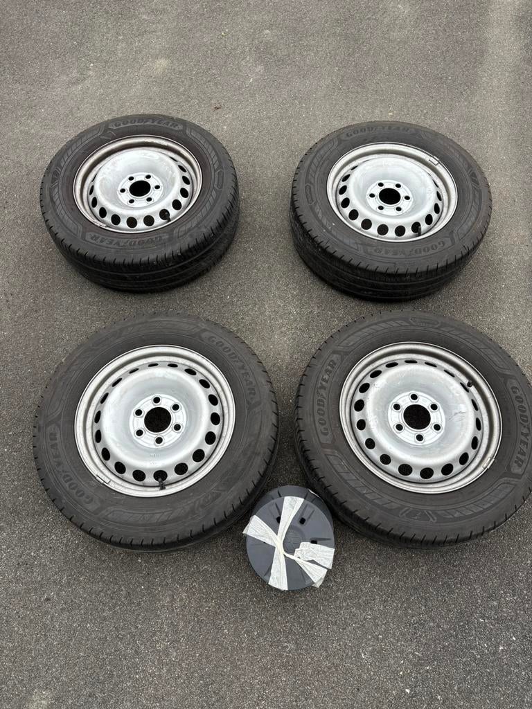 Nieuwe ZomerBanden en velgen volkwswagen “new transporter”, Ophalen, Nieuw