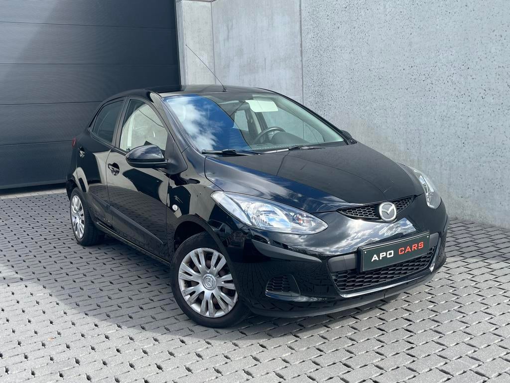 Mazda 2 1.3i 2009 73.000km, Auto's, Mazda, Voorwielaandrijving, Stof, Zwart, 4 cilinders