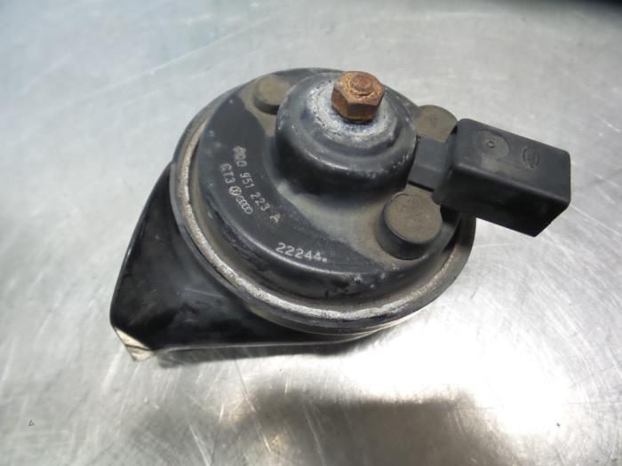 Klaxon d'un Volkswagen Polo (Polo 01-), Volkswagen, -, 3 mois de garantie, Utilisé