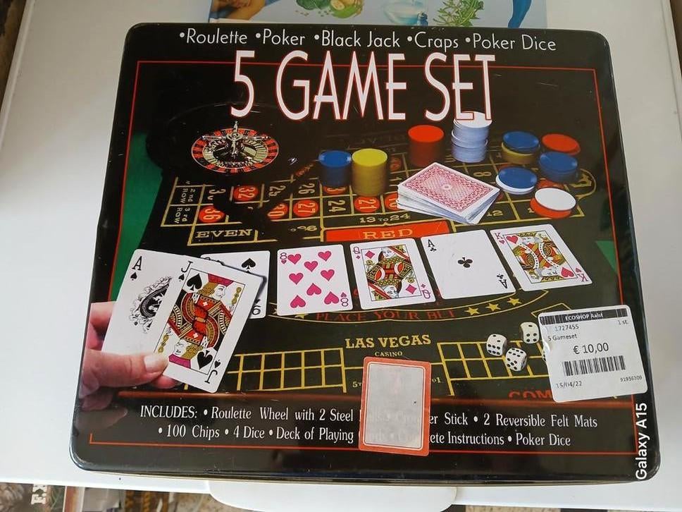 Belle boîte en fer blanc de jeux de casino, Enlèvement ou Envoi, Utilisé