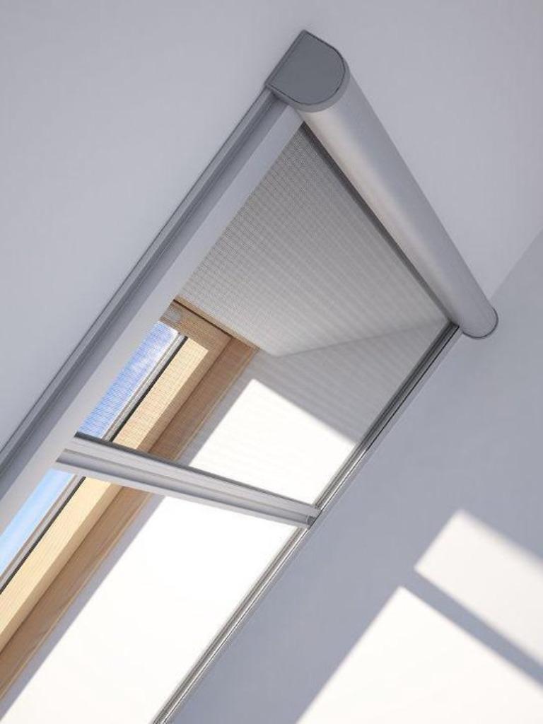 Velux insectengordijnen 2x, Ophalen, Zo goed als nieuw, Dakraam