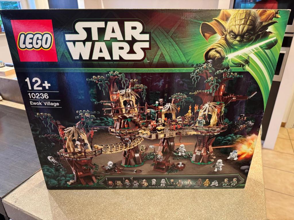 Lego 10236: Ewok Village - Sealed / Mint, Ophalen, Nieuw, Complete set, Lego