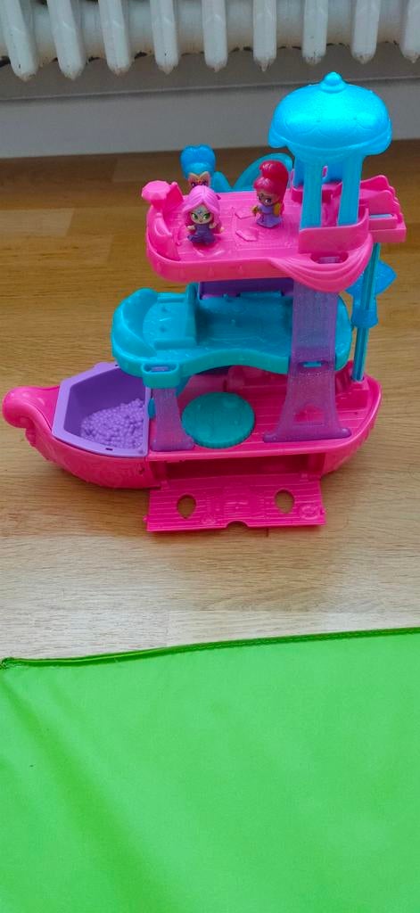 Bateau Shimmer et shine, Enlèvement