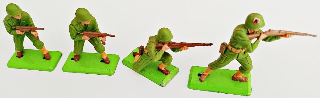 4 Soldats collec. "Deetail American GI's", Britains, 1974, Enlèvement ou Envoi, Comme neuf, Plus grand que 1:35, Personnage ou Figurines