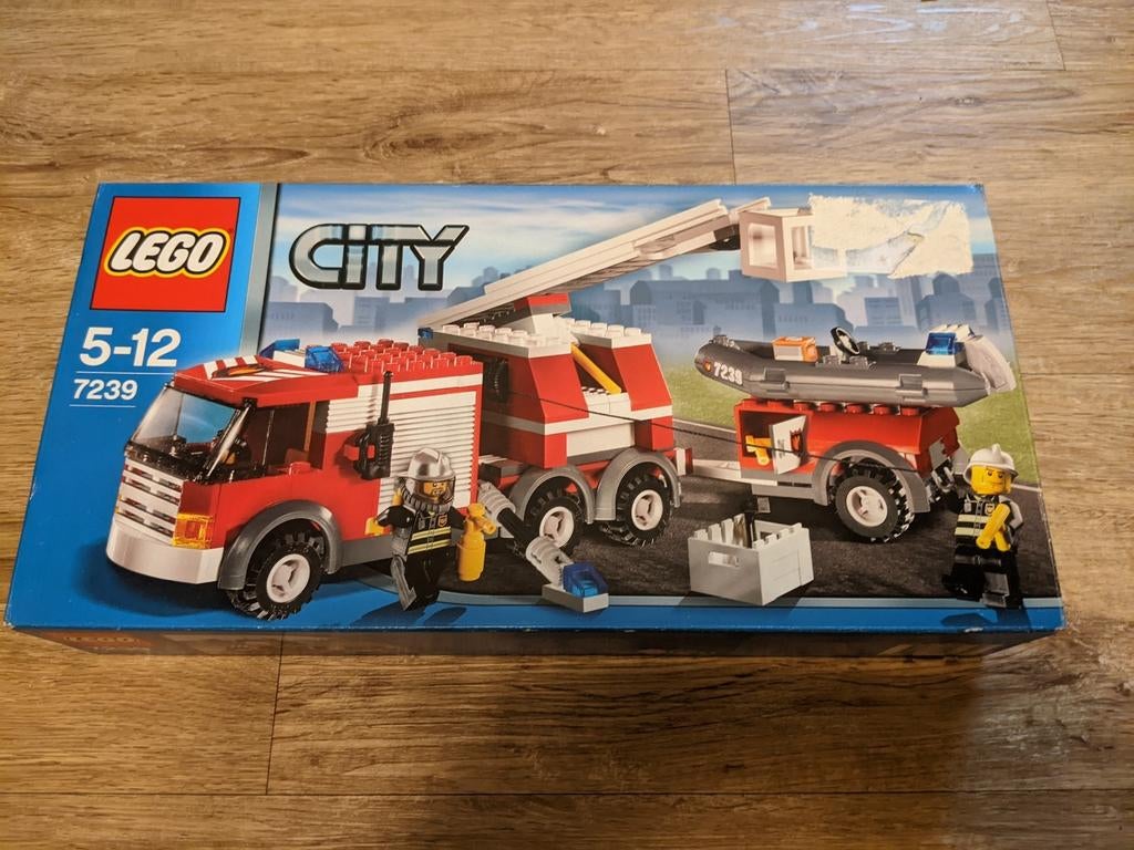 Camion de pompiers Lego City 7239 avec zodiaque, Enlèvement ou Envoi, Comme neuf, Lego
