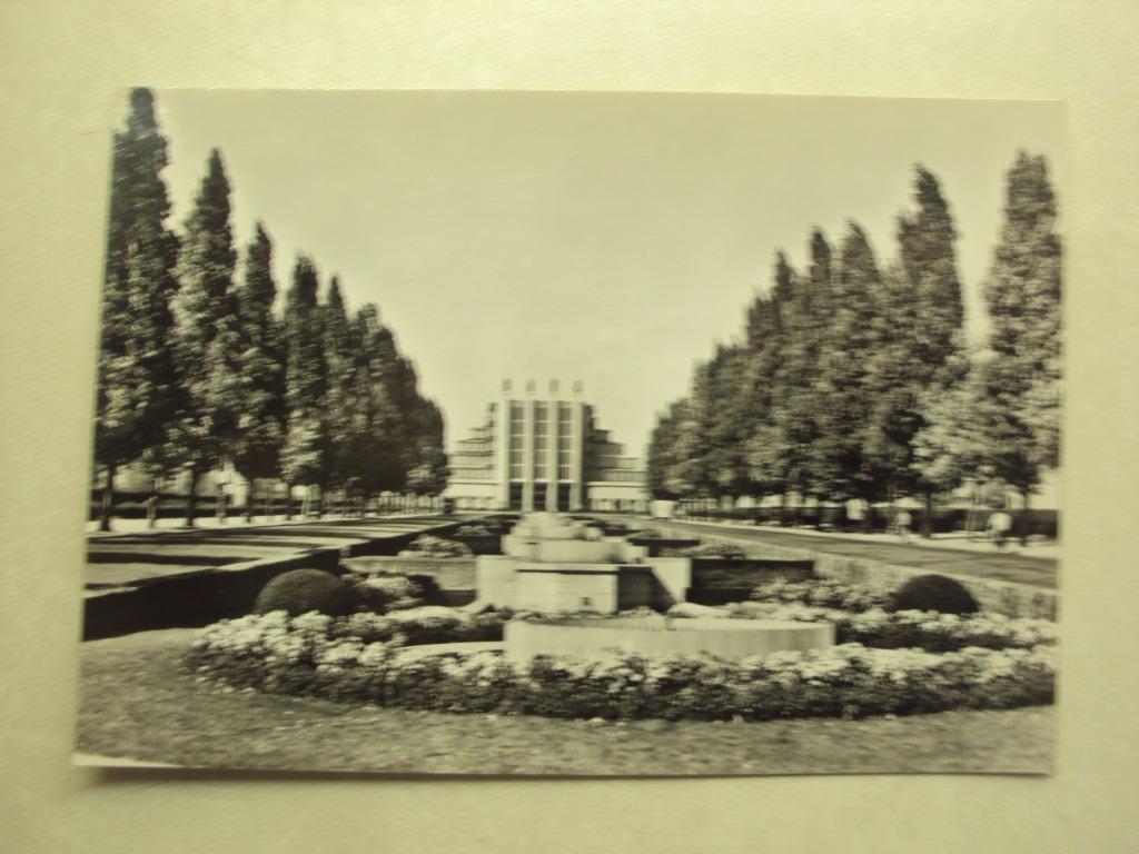 53773 - BRUXELLES - PALAIS DU CENTENAIRE - ZIE 2 FOTO'S, Collections, Cartes postales | Belgique, Envoi