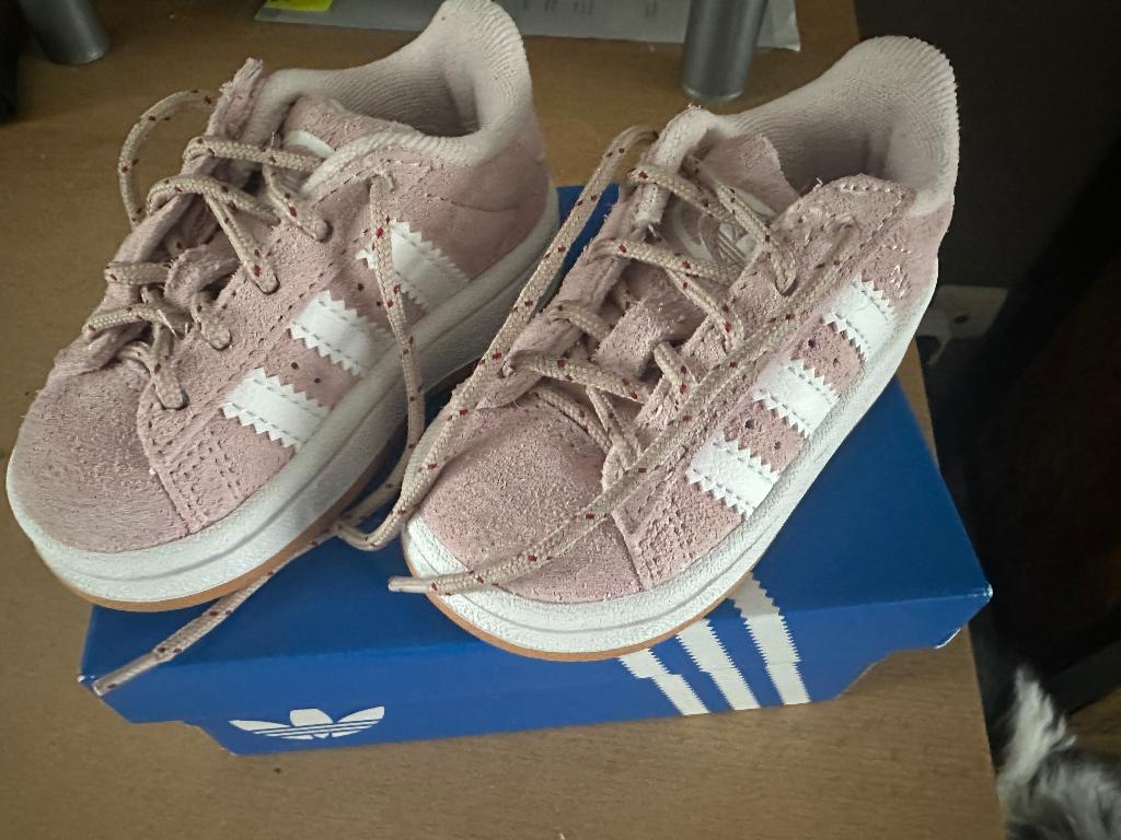 Adidas campus schoentjes maat 20, Enfants & Bébés, Vêtements de bébé | Chaussures & Chaussettes, Adidas, Enlèvement, Fille, Bottines