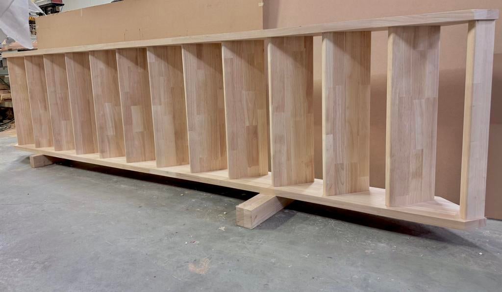 Nieuwe trap in Rubberwood, Ophalen, Nieuw, Trap