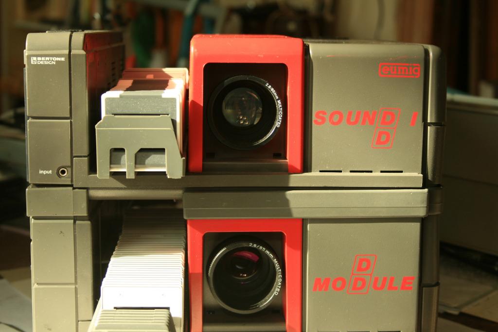 Eumig diaprojector, TV, Hi-fi & Vidéo, Enlèvement, Utilisé