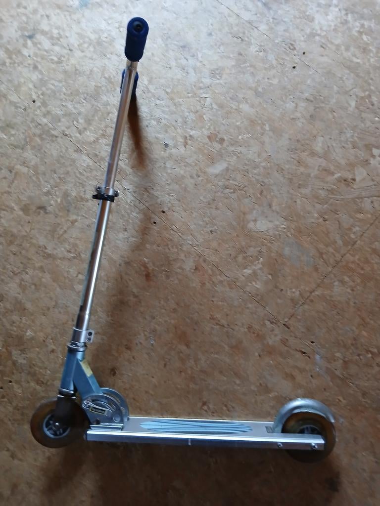 Kinderstep, Kinderen en Baby's, Speelgoed | Buiten | Voertuigen en Loopfietsen, Ophalen, Zo goed als nieuw