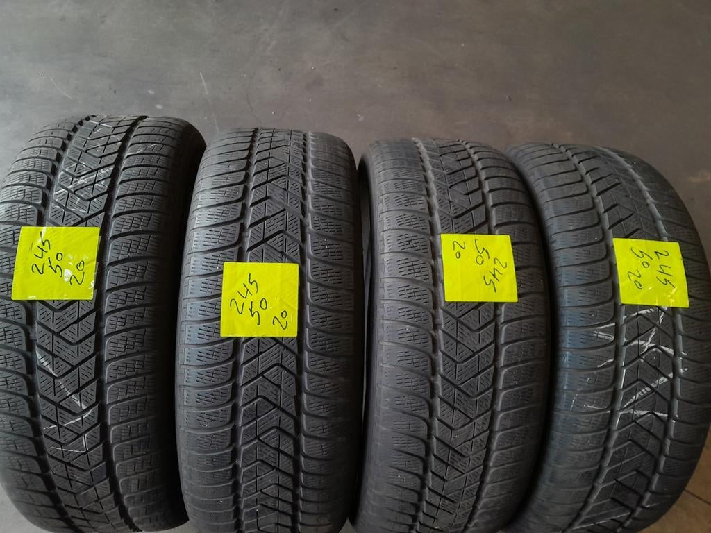 2455020 245/50/20 245/50R20 hiver Pirelli, Autos : Pièces & Accessoires, Commande, Enlèvement