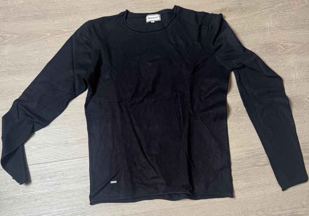 Pull femme taille M, Enlèvement ou Envoi, Comme neuf, Noir