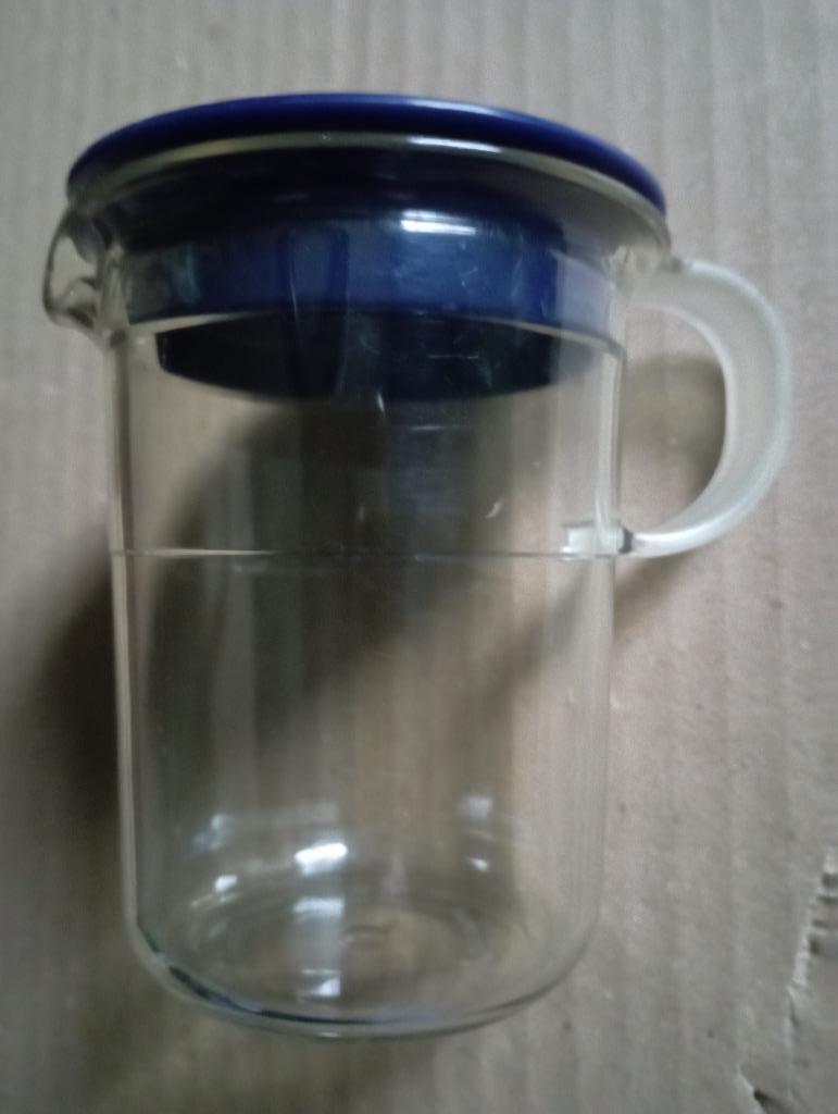 Pichet / pot a lait Tupperware, Maison & Meubles, Cuisine| Tupperware, Enlèvement, Comme neuf, Bleu, Récipient ou Bol