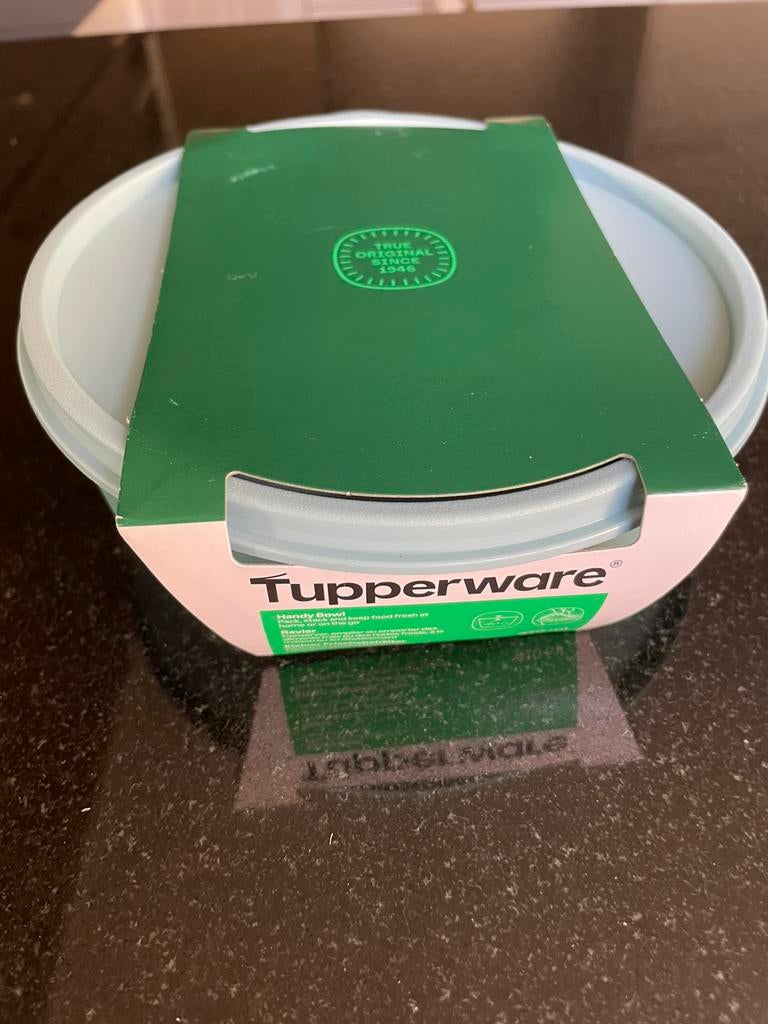 Bol de rangement en tupperware