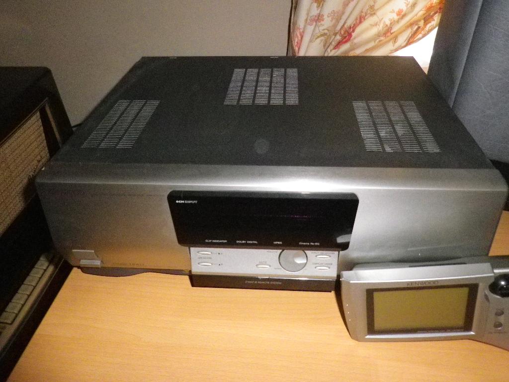 AMPLIS PROFESSIONNEL KENWOOD FONCT.suround-dvd-turner-platti, Enlèvement