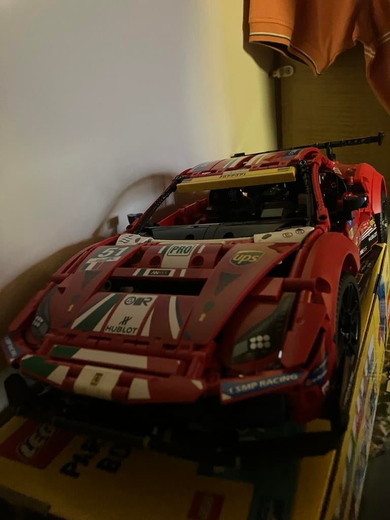 Lego technics Ferrari 488 (42125) nieuwstaat, Ophalen of Verzenden, Nieuw