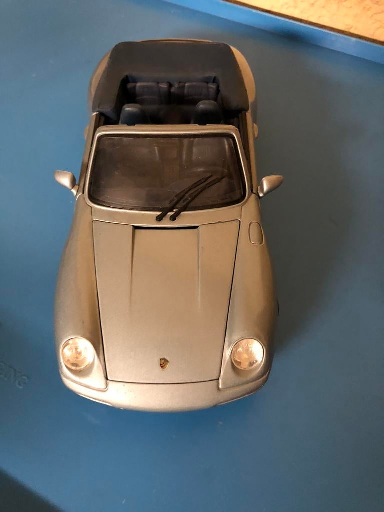 Porche 911, Ophalen, Zo goed als nieuw